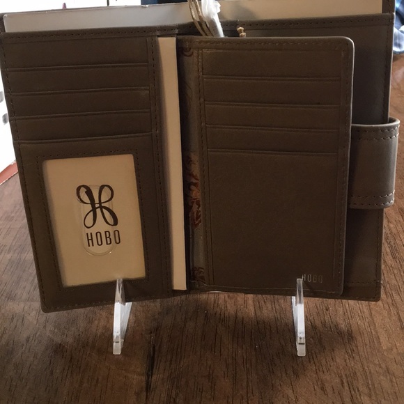 Wallet - Picture 2 of 4